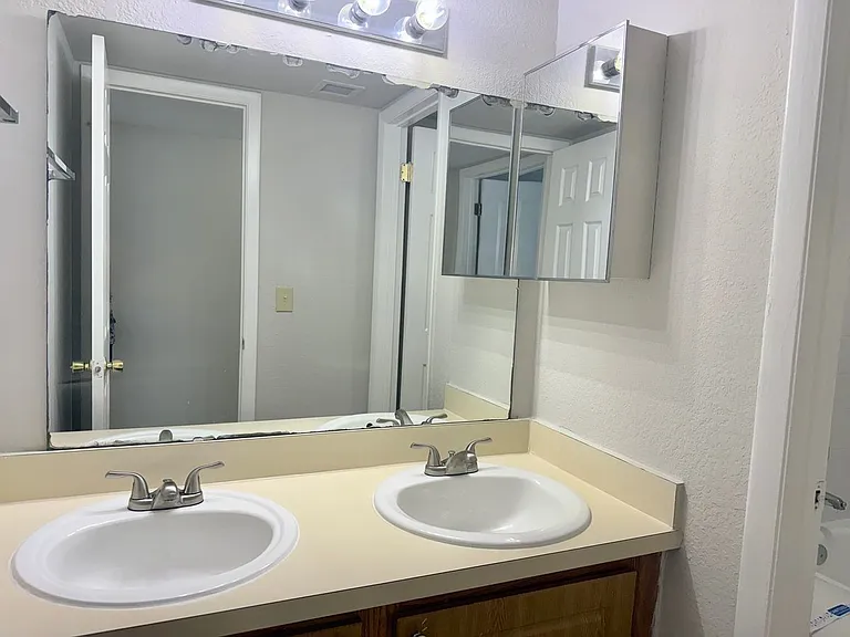 4117 S Semoran Blvd #22 — Photo 12