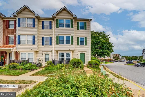 9225 Cardinal Forest Ln Photo 1