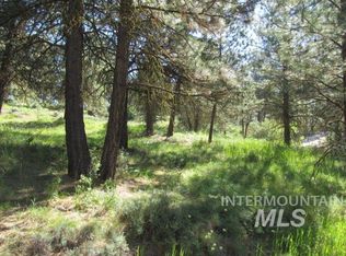 9 Laguna Dr, Cascade, ID 83611