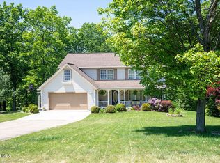 204 Ivyside Estates Ln, Altoona, PA 16601