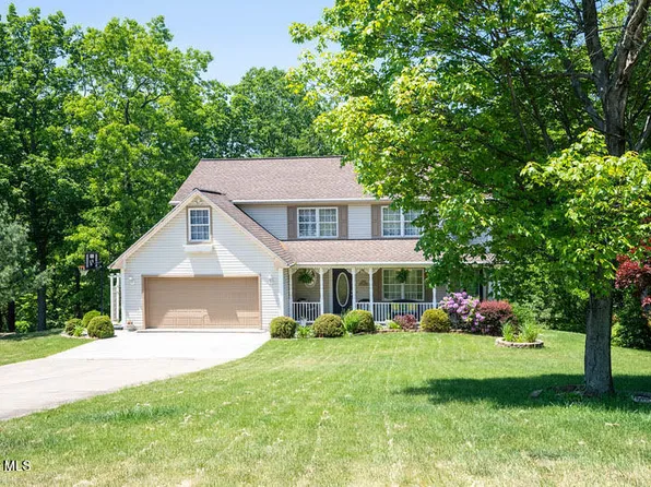 204 Ivyside Estates Ln, Altoona, PA 16601