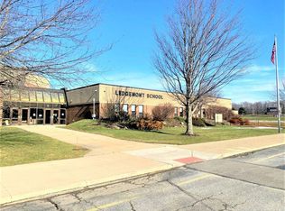 16200 Burrows Rd, Thompson, OH 44086