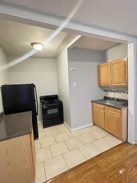 1st image of 180 N Arlington Ave #5
