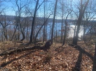 228 Lakeside Blvd, Hopatcong, NJ 07843
