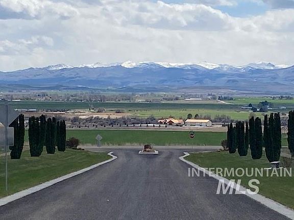 3rd image of 13628 Brunello Ct