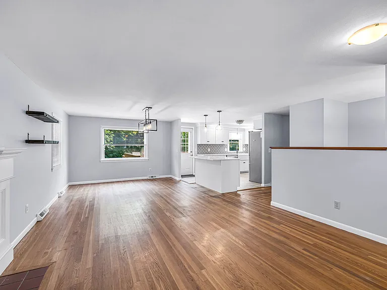 141 Cedar Rd — Photo 34