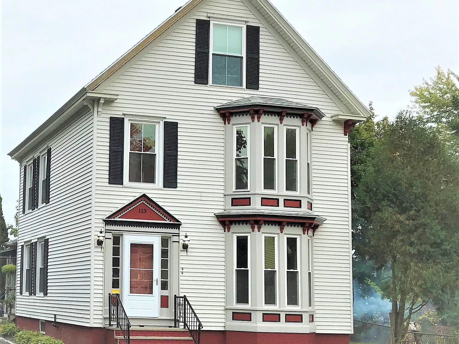 4 bed, $875 — Photo 1