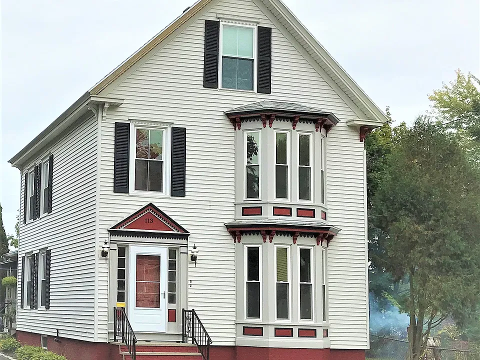 113 Haskell St #1