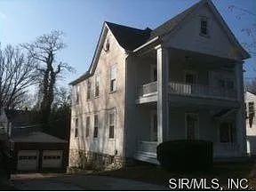 2024 Washington Ave photo 1