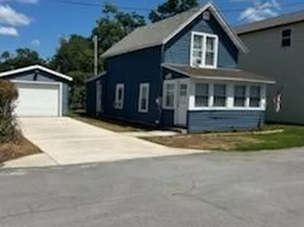 217 8th Ave, Sylvan Beach, NY 13157