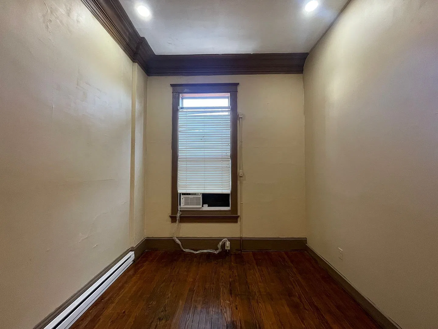 1 bed, 1.0 bath, $725 — Photo 4
