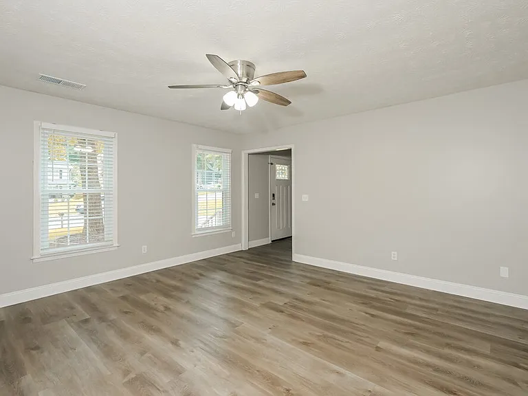 1265 Grayland Hills Dr — Photo 6