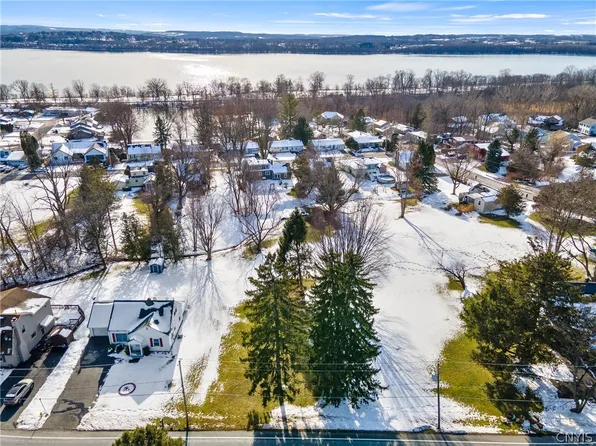 1015 Cold Springs Rd #5, Liverpool, NY 13088