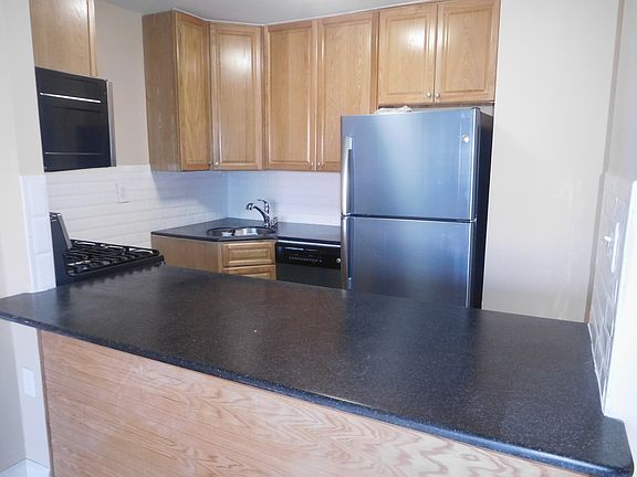 4th image of 140-16 34th Ave #712A