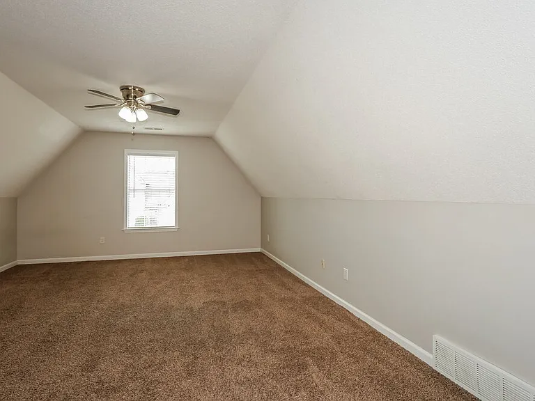 9555 Morning Shadow Dr — Photo 16