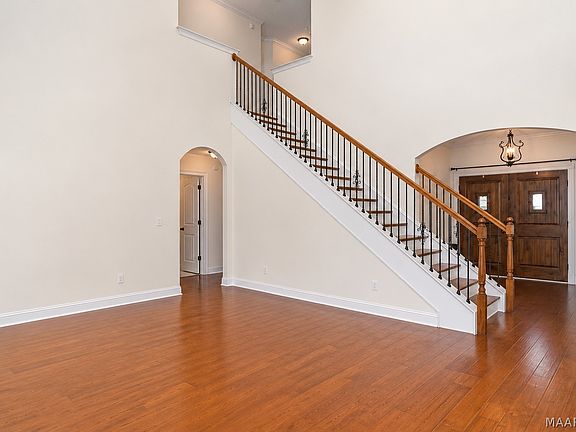 5th image of 1035 Haylee Brook Ln