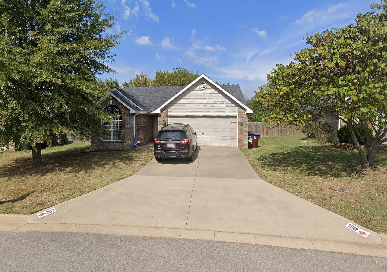 Beautiful Brick 3 Bed 2 Bath for Rent in Fort Smith! — Photo 1