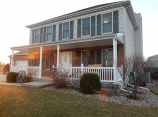 100 N Lake Dr, Atlanta, IL 61723