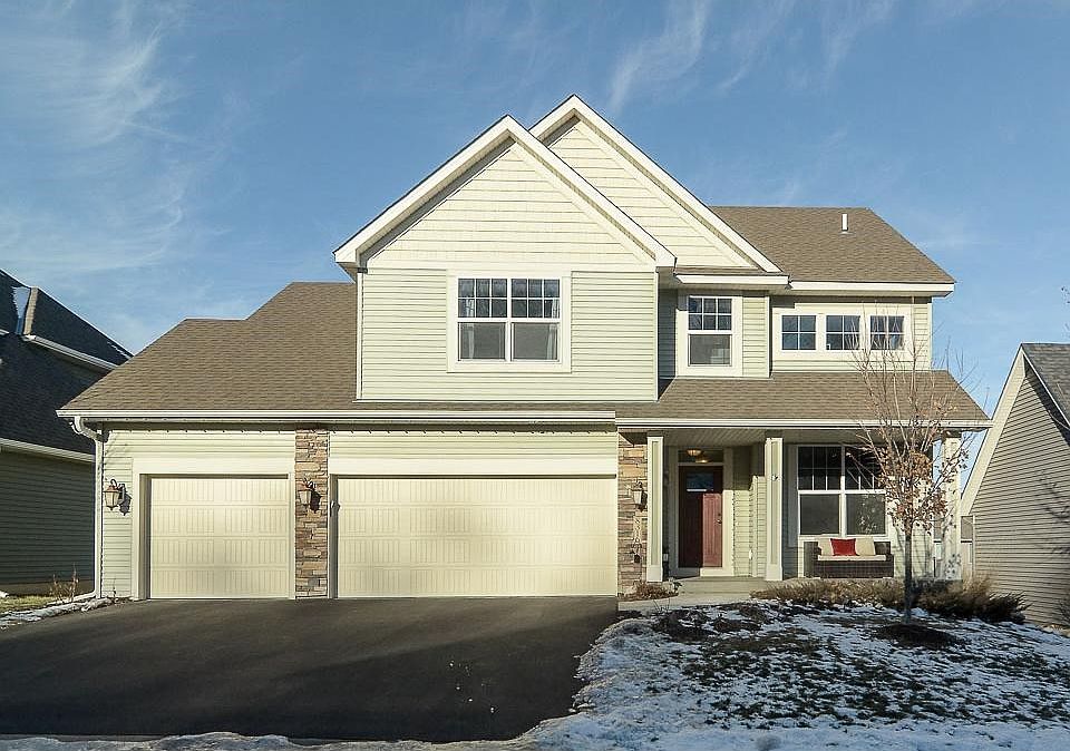 This home is in a wonderful neighborhood conveniently located near Highway 13 in Savage.
