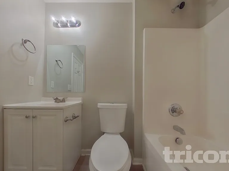 134 Summer Pines Dr — Photo 17