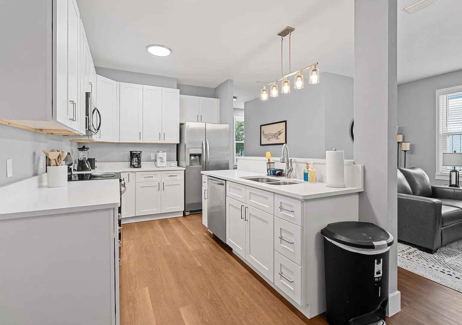 Brand New Construction Luxury 4 Bed/4 Bath home - Now Leasing for Fall 2027 — Photo 4