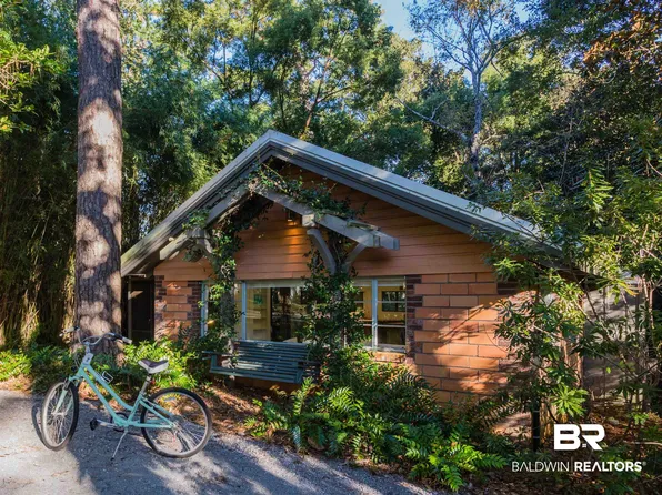 517 Equality Ave, Fairhope, AL 36532