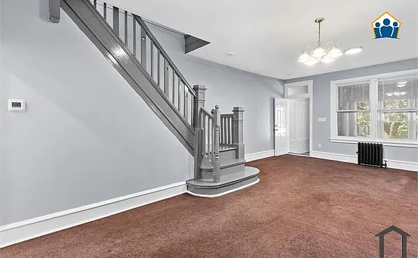 950 E Russell St — Photo 6