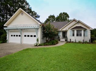 1330 Elm Cir, Alexander City, AL 35010