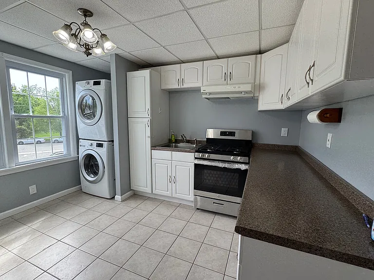 196 Rock Rd #2A — Photo 15
