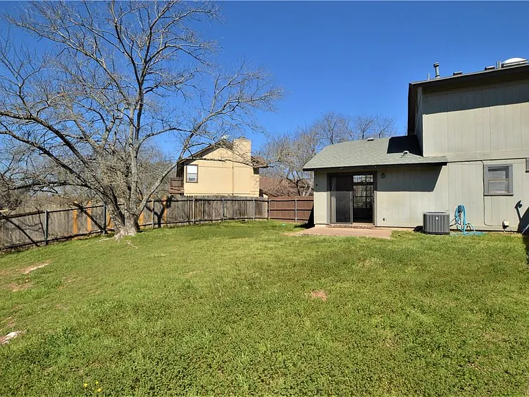 3517 Rollingway Cv #B — Photo 12