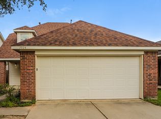 7326 Legacy Pines Dr, Cypress, TX 77433