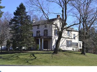 981 Valley View Dr, Jenkintown, PA 19046