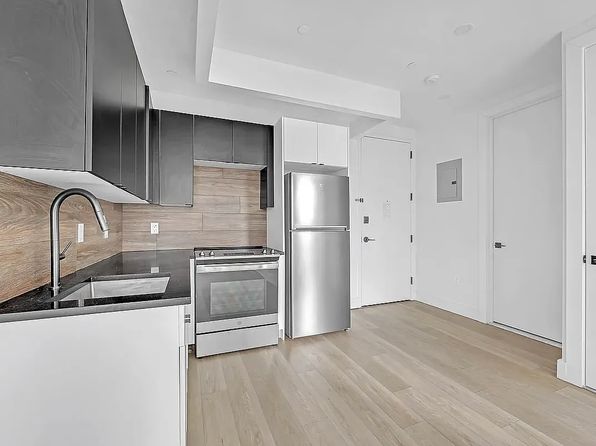 1629 Brooklyn Ave #4A