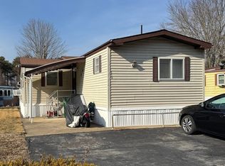 250 Mansfield Ave #119, Norton, MA 02766