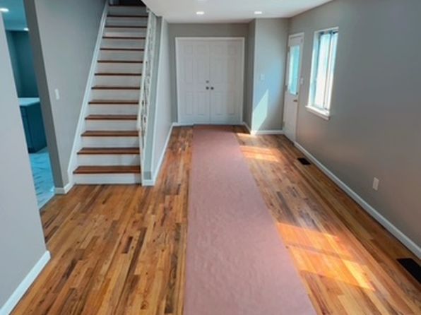 110 Thorens Ave