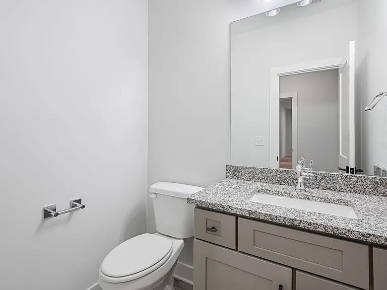 805 Regimental Dr — Photo 35