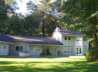 16425 SE Jones Rd, Renton, WA 98058