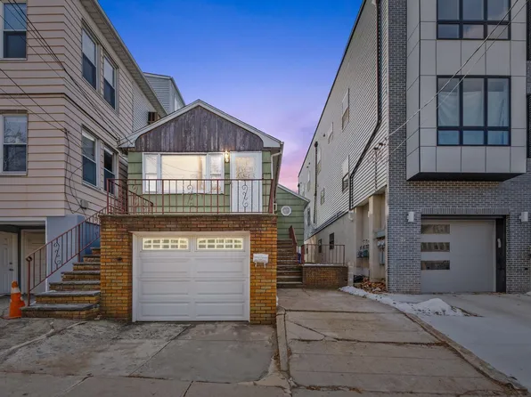 119 Carlton Avenue image 1 of 38