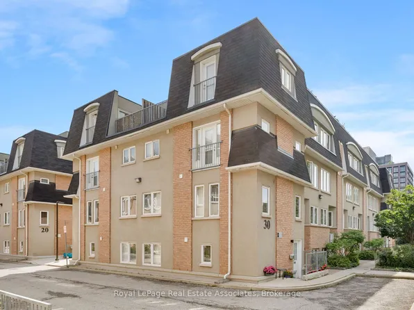 30 Merchant Ln #140, Toronto, ON M6P 4J6