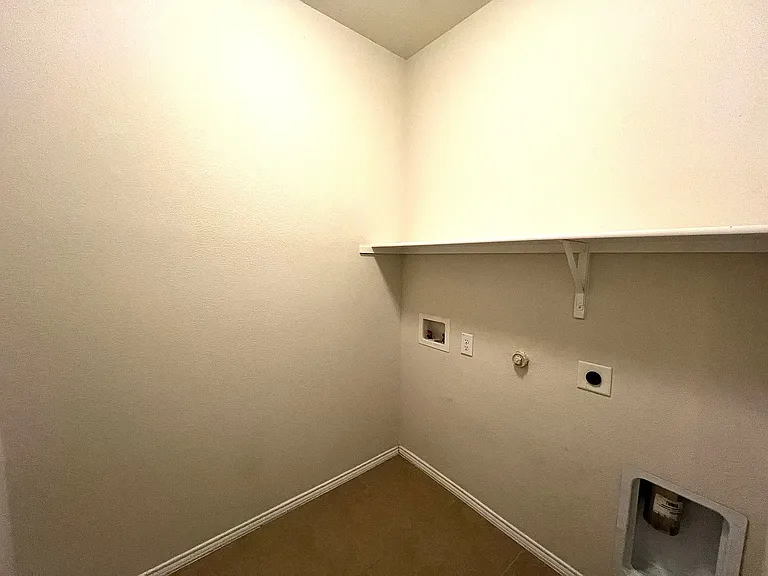 3032 Walker Creek Dr — Photo 21