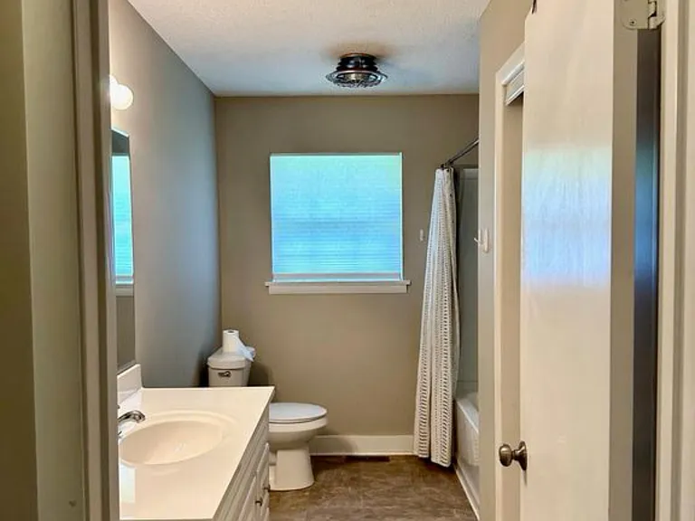 2349 Marco Cir — Photo 7