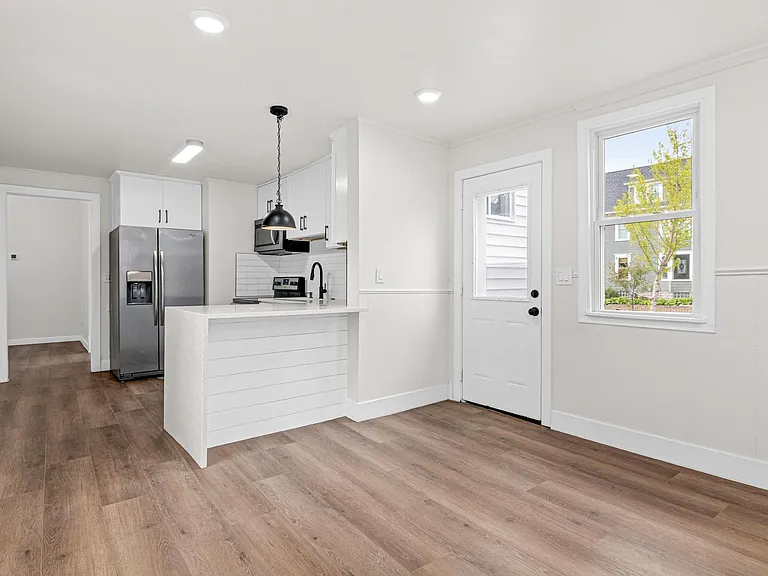 3401 Pillsbury Ave S — Photo 10