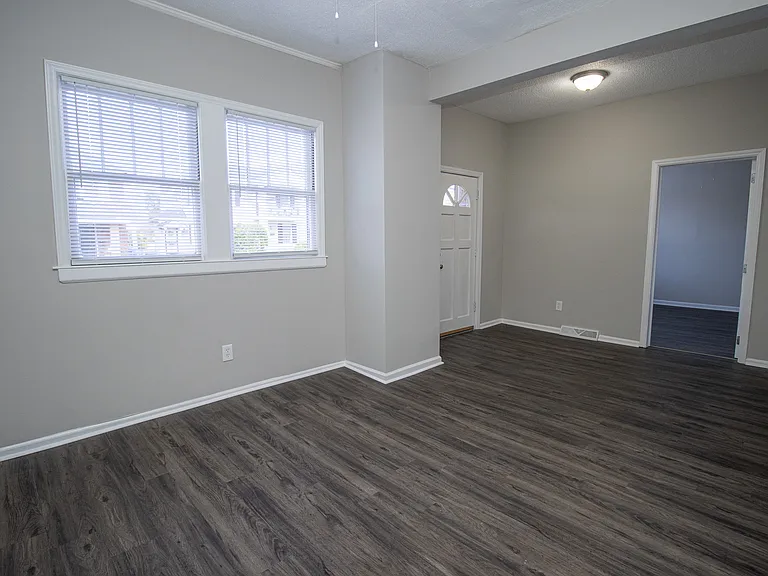 1420 Franklin St — Photo 6