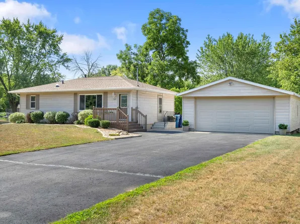 322 Belle St, Waterloo, IA 50702