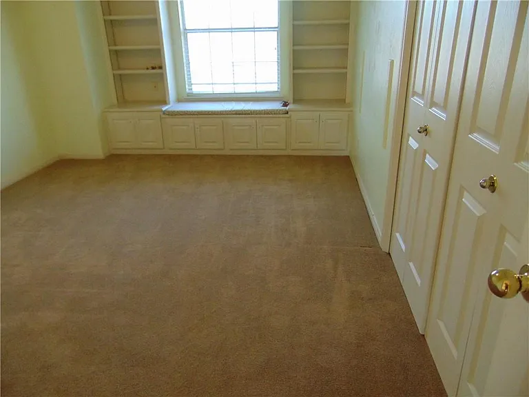 5806 Cedar Cliff Dr — Photo 15
