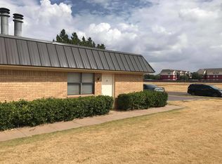 5810 8th St #C, Lubbock, TX 79416