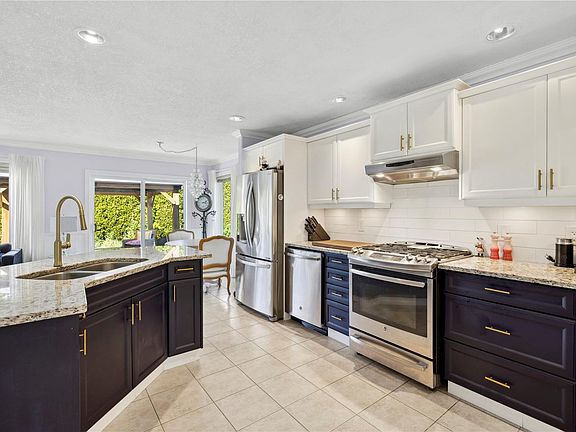 2nd image of 1157 Ormonde Rd