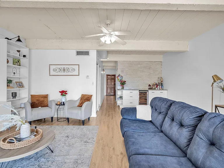 740 E Coco Plum Cir #3 — Photo 8