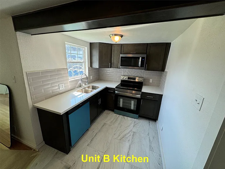 8214 Livingston St #B — Photo 7