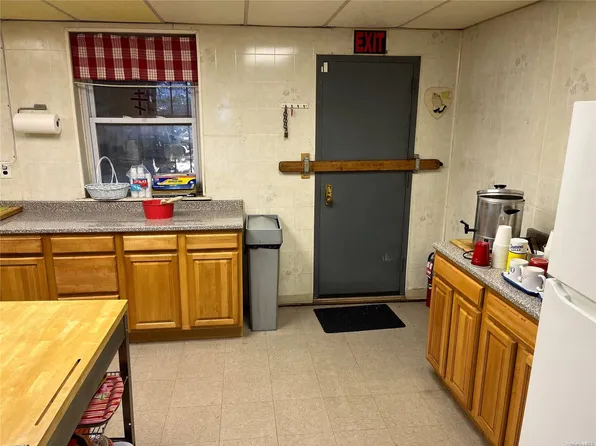 70-33 45th Avenue, Woodside, NY 11377